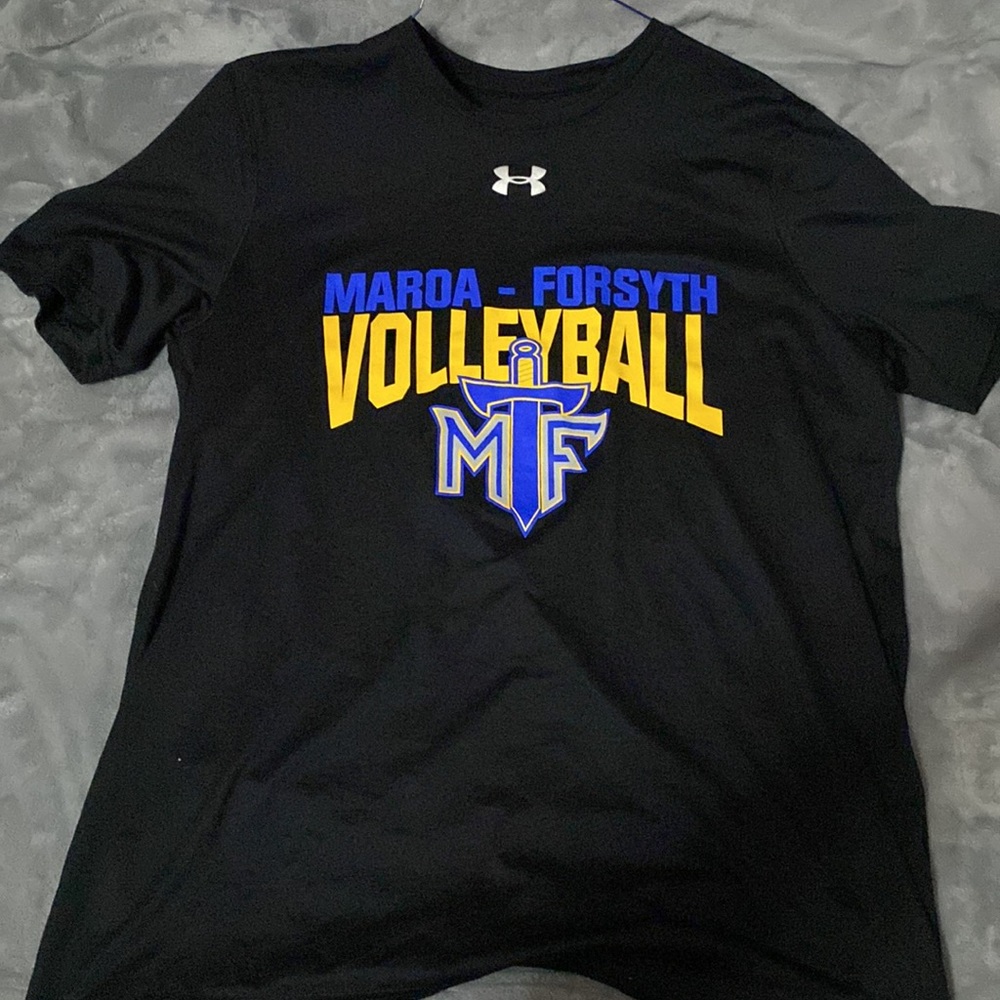 under armour sports tshirt
